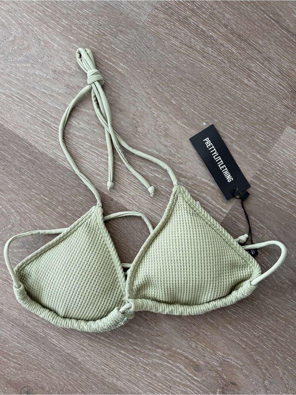 Pretty Little Thing Bikini - Picture 3 of 9